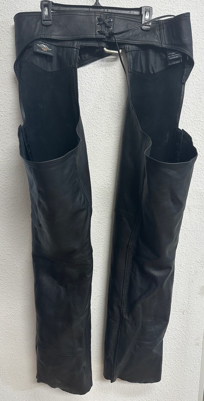 Harley Davidson Stock 2 Leather Chaps Size Tall XL 98025-18VS
